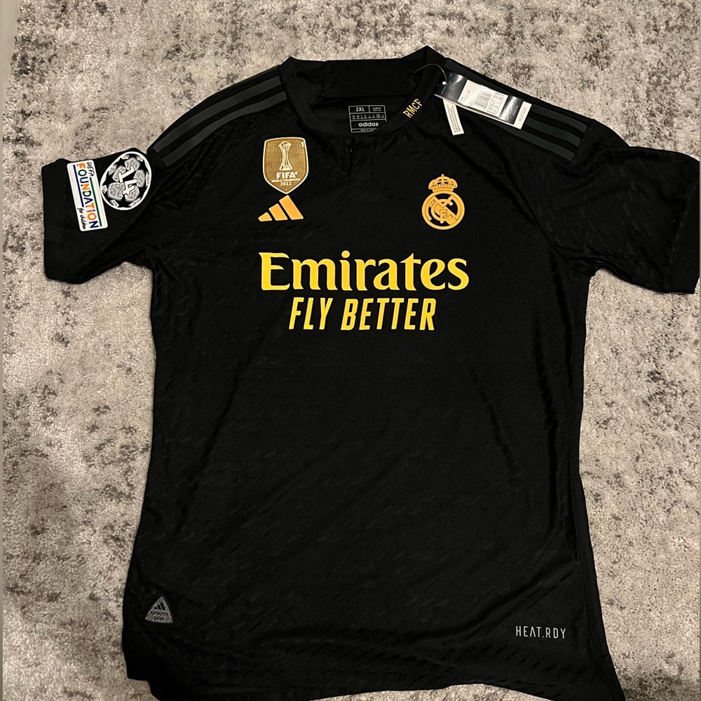 BNWT REAL MADRID THIRD SOCCER JERSEY 23-24